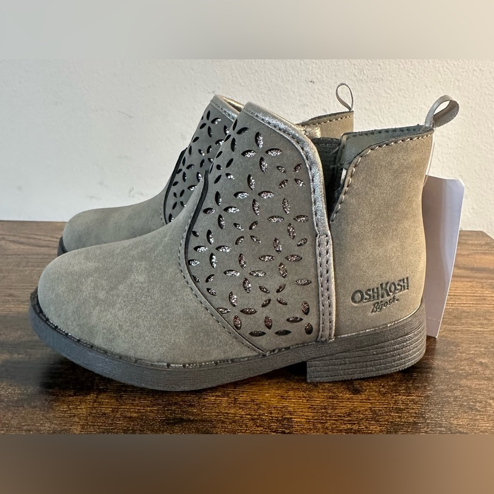 Osh Kosh B’Gosh Toddler Girls Estell Taupe Fashion Boot NWT Various Sizes